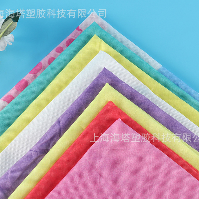 Samoljepljiva netkana tkanina topiva u vodi